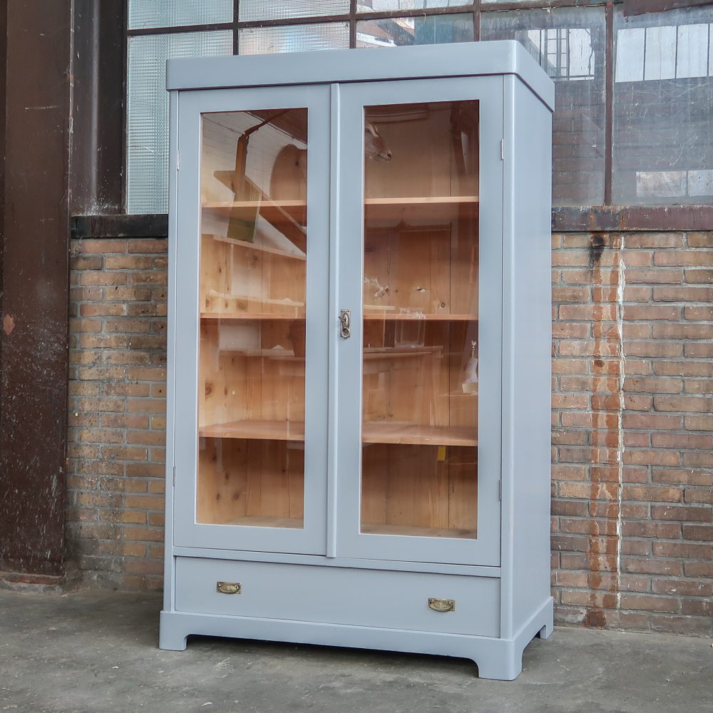 Brocante grijze vitrinekast - Afbeelding 2