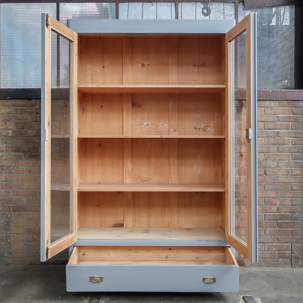 Brocante grijze vitrinekast - Afbeelding 3