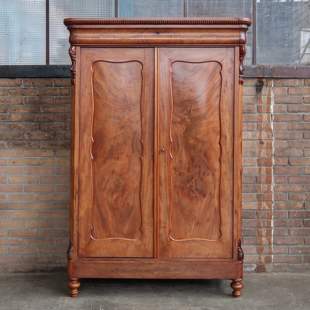 Biedermeier kast