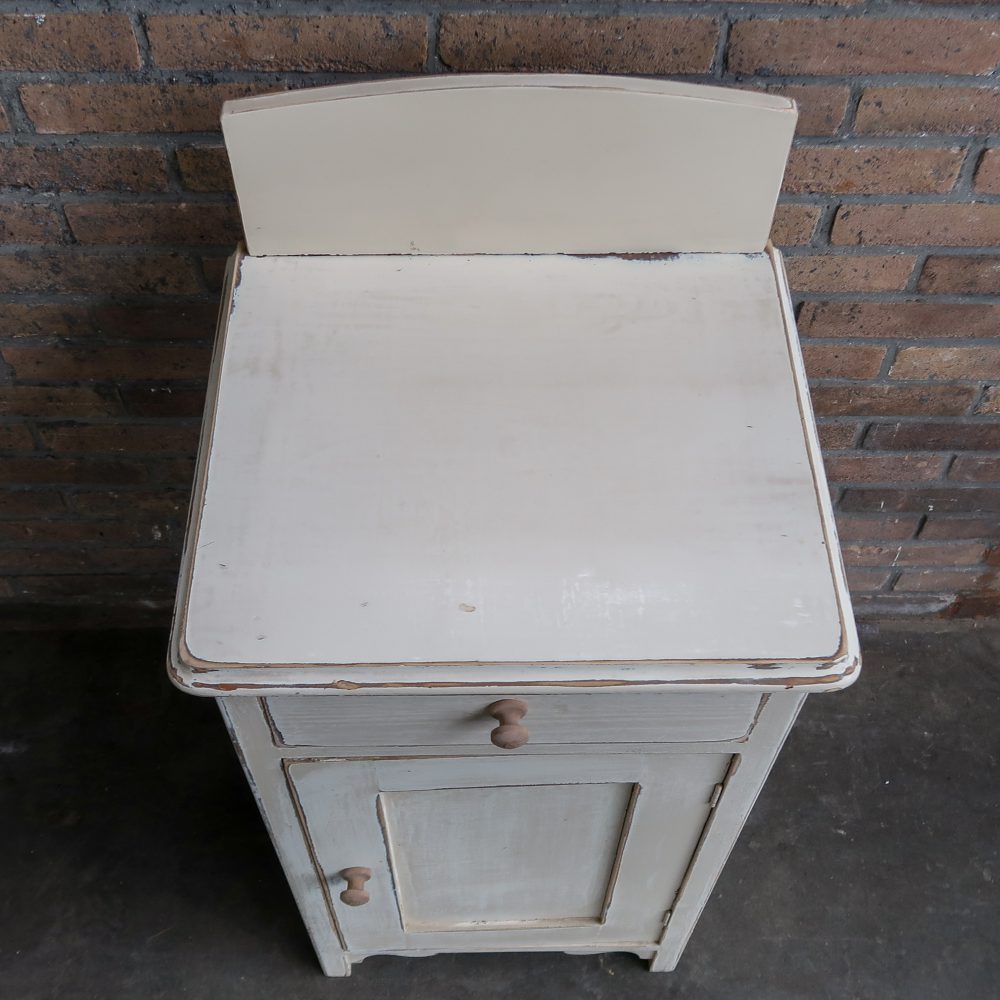Brocante nachtkastje - Afbeelding 4