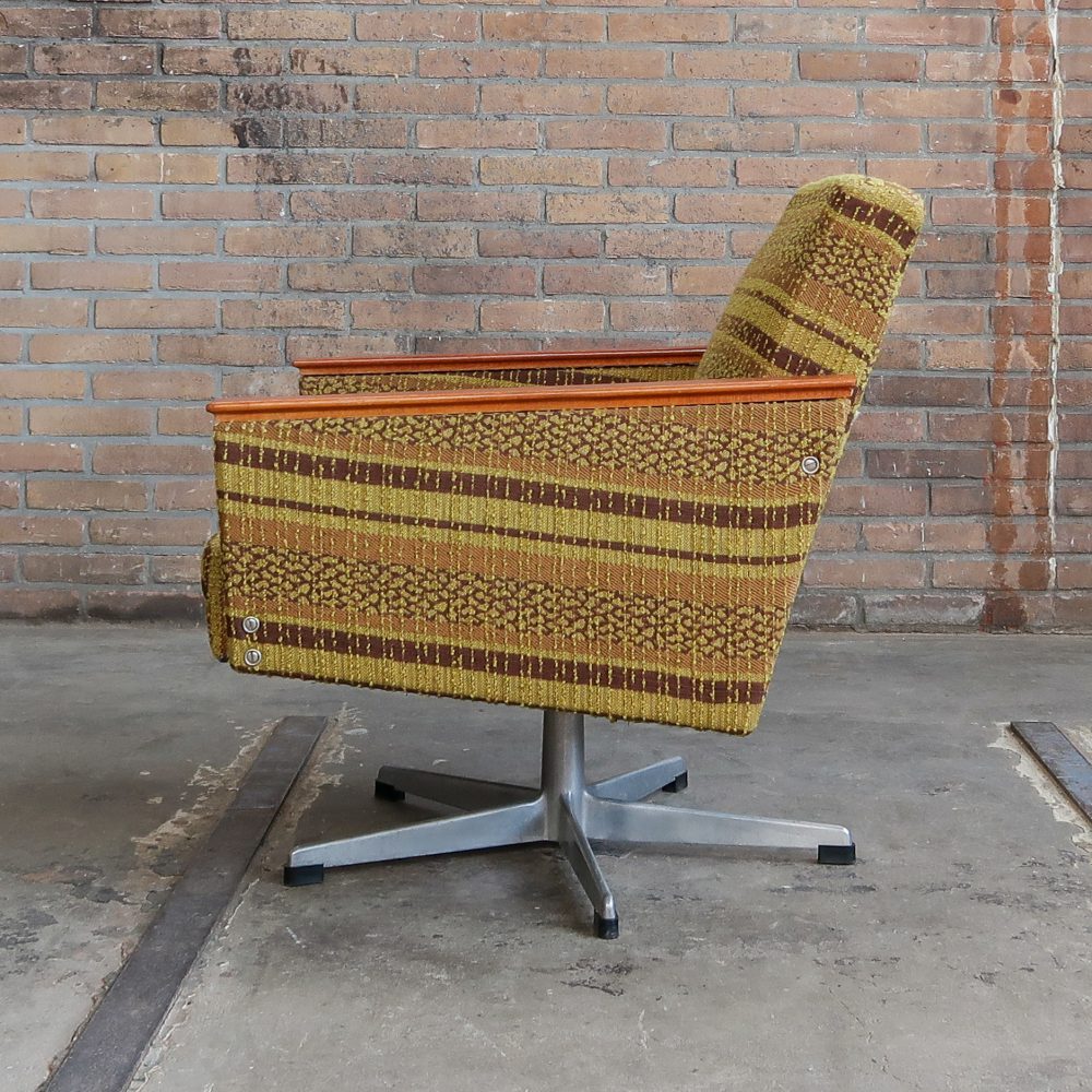 Vintage draaifauteuil - TATRA NABYTOK - Afbeelding 2