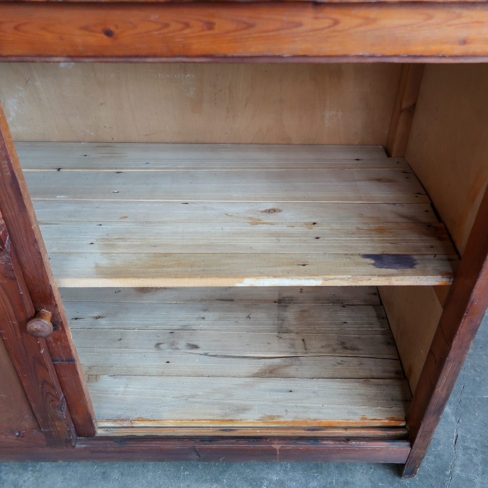Vintage dressoir met schuifdeuren - Afbeelding 13