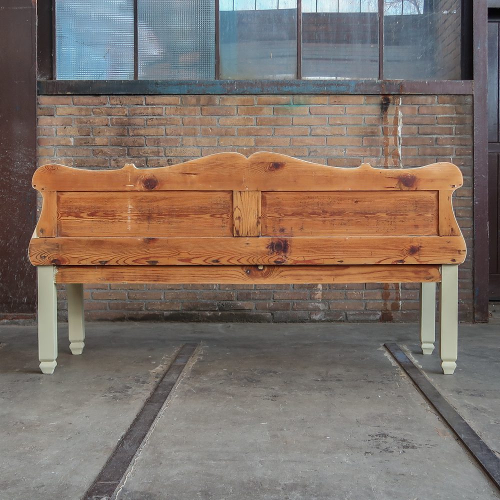 Beschilderde houten bank - Afbeelding 3