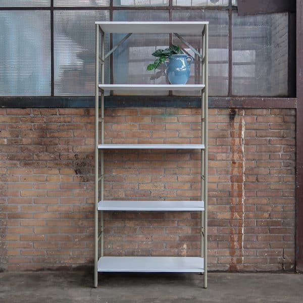 Stellingkast met metalen frame