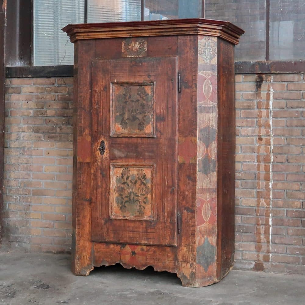 Duitse polychrome linnenkast - Afbeelding 2
