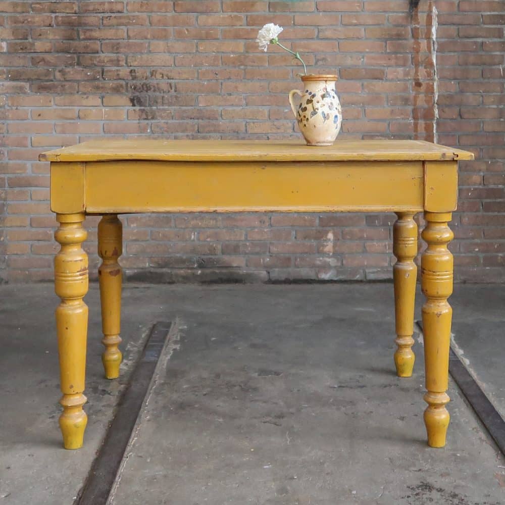 Brocante geel tafeltje - Afbeelding 3