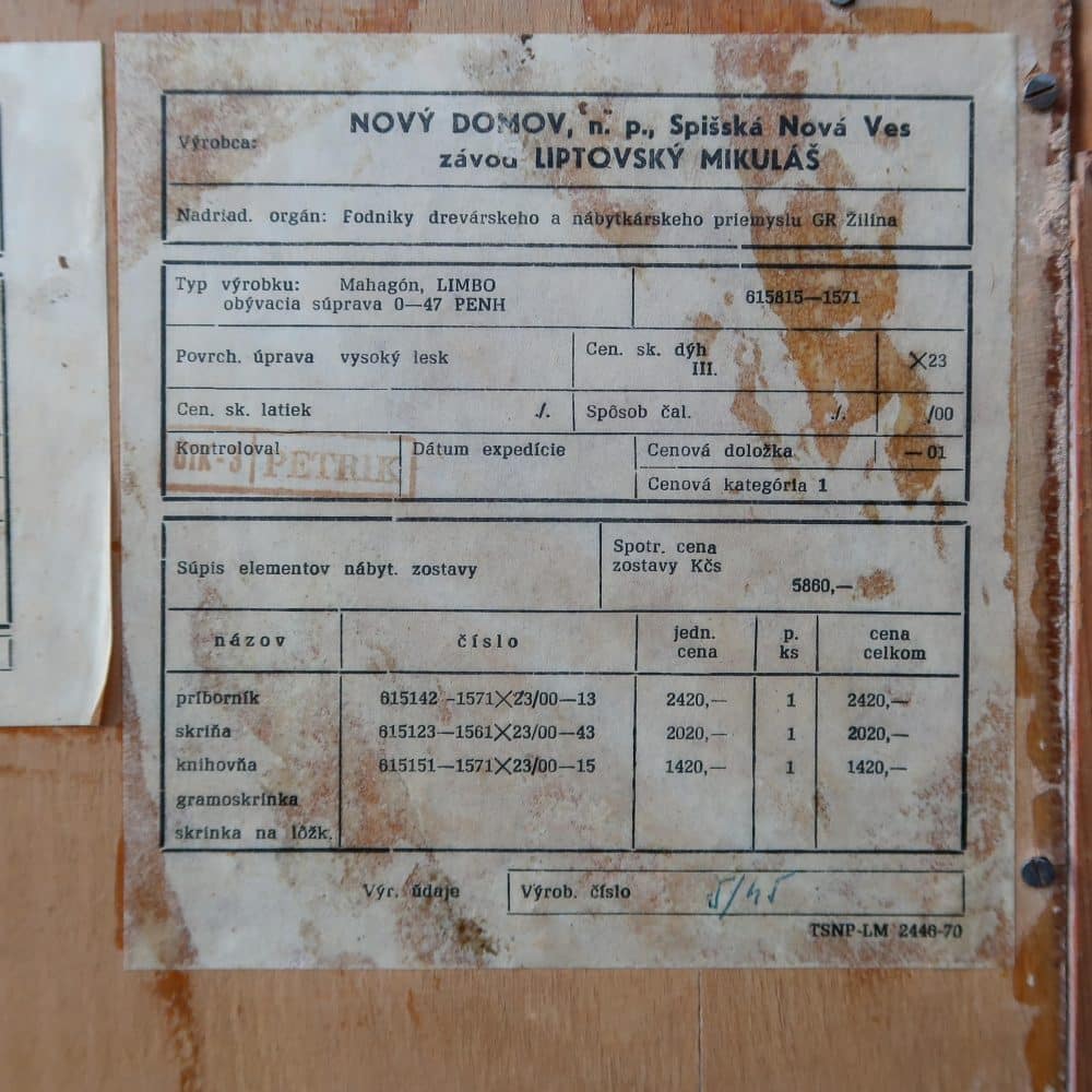 Vintage dressoir - Novy Domov - Afbeelding 14