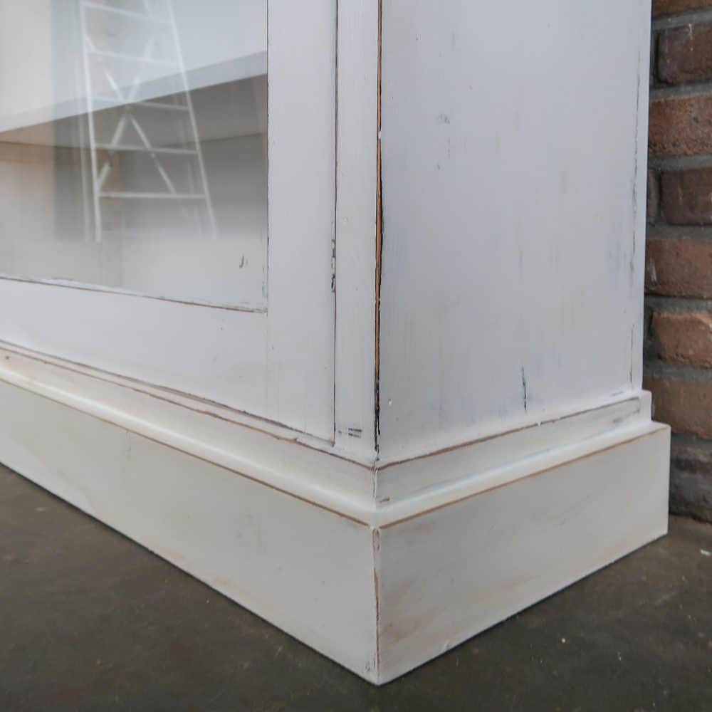 Vintage witte vitrinekast - Afbeelding 7