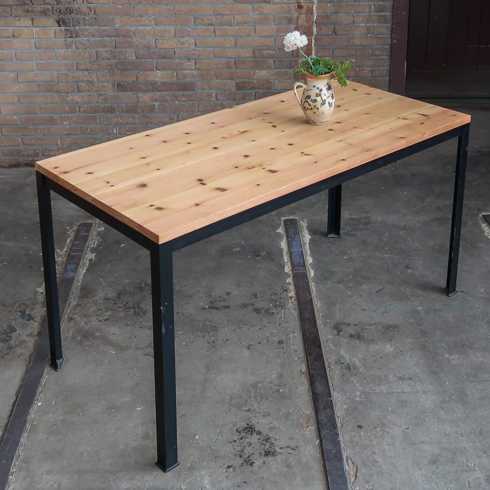 Tafel met metalen frame - Afbeelding 2