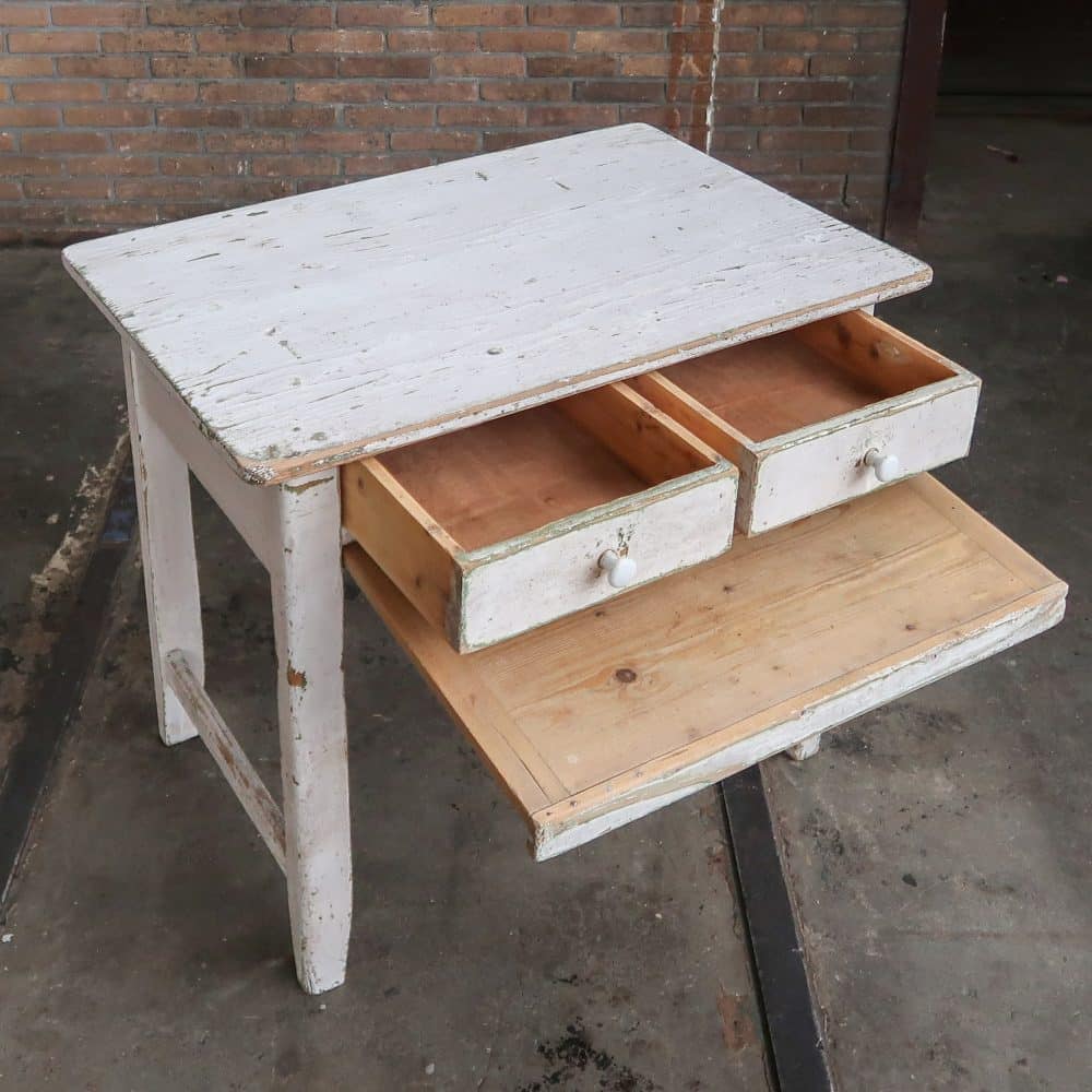 Brocante tafeltje met uitschuifbare plank - Afbeelding 2