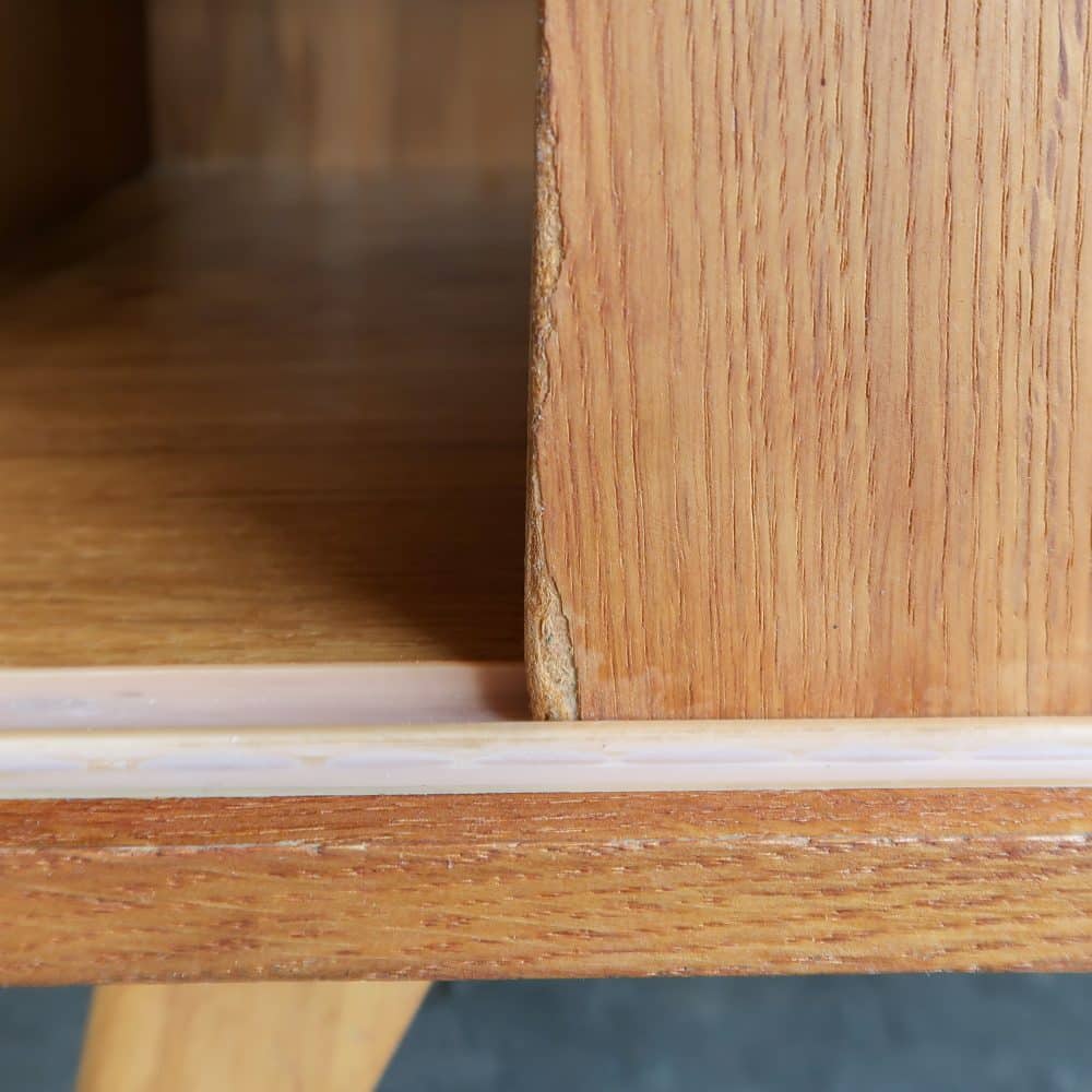 Vintage dressoir met schuifdeuren - Afbeelding 8