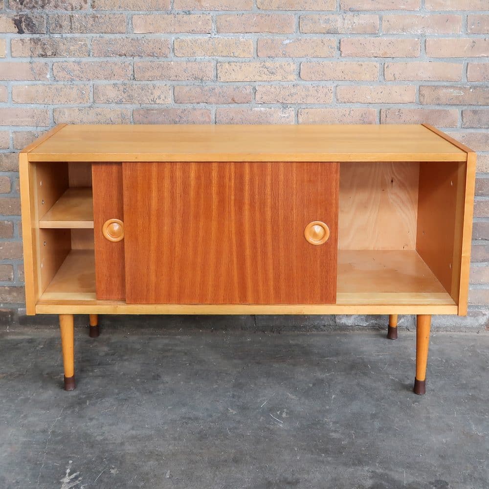 Vintage dressoirtje met schuifdeuren - Afbeelding 3