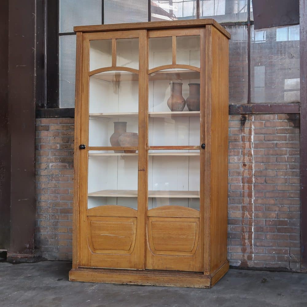 Antieke kast met schuifdeuren - Afbeelding 2