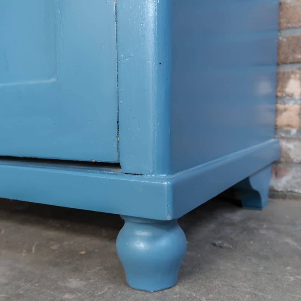 Blauwe eendeurs linnenkast - Afbeelding 8