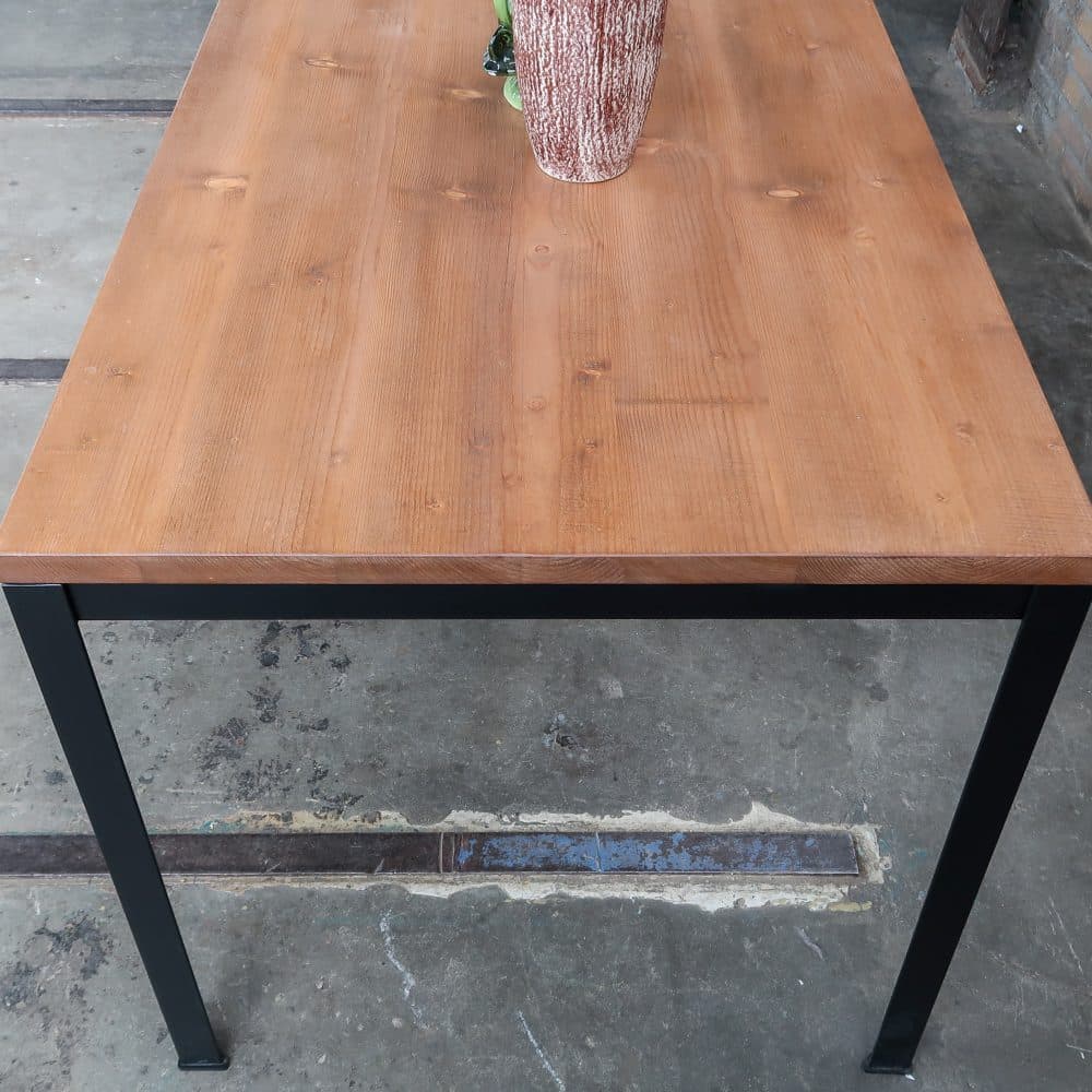 Tafel met metalen frame - Afbeelding 3