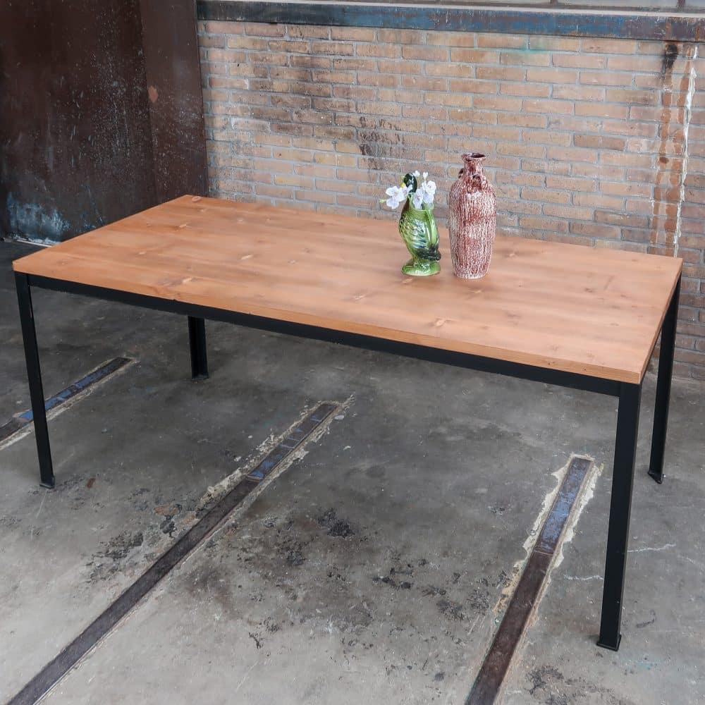 Tafel met metalen frame - Afbeelding 2