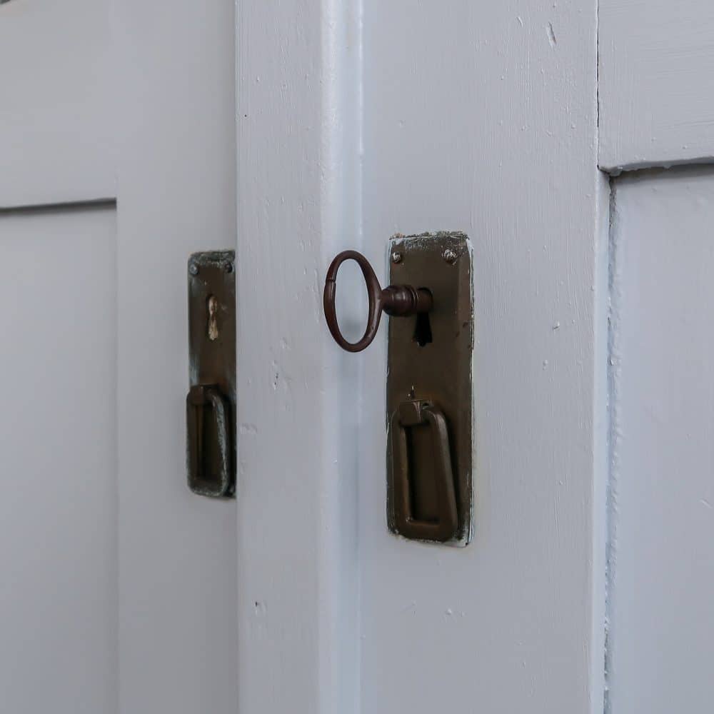 Landelijke kast met gaas - Afbeelding 9