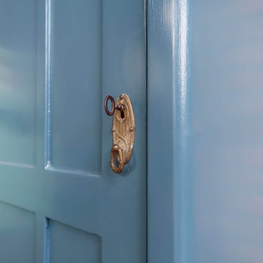 Blauwe eendeurs linnenkast - Afbeelding 6