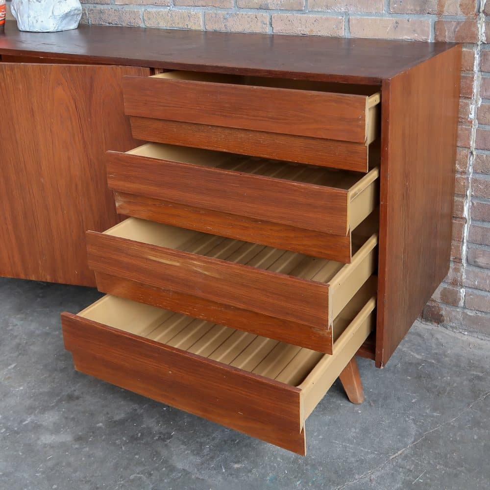 Vintage dressoir - Jiroutek - Afbeelding 4