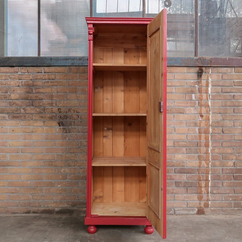 Rode brocante linnenkast - Afbeelding 3
