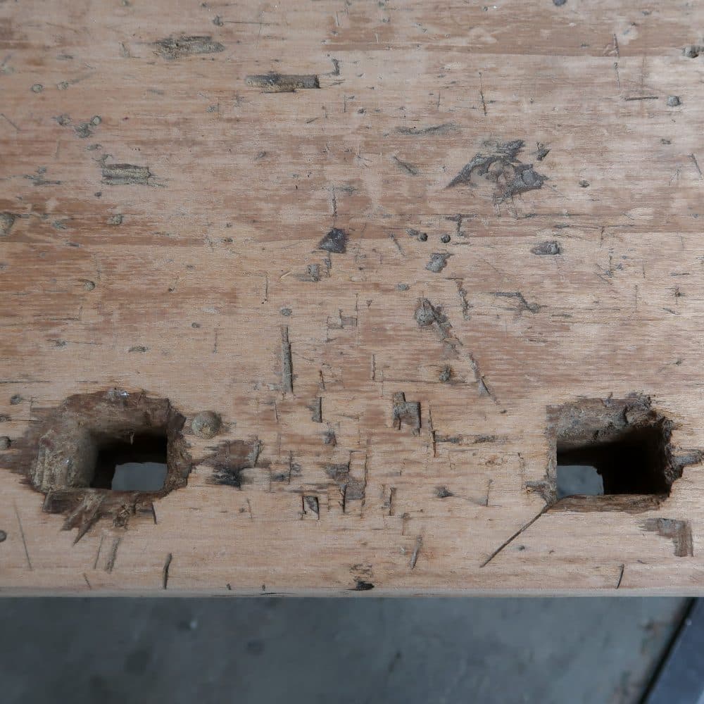 Vintage werkbank met bankschroef - Afbeelding 6
