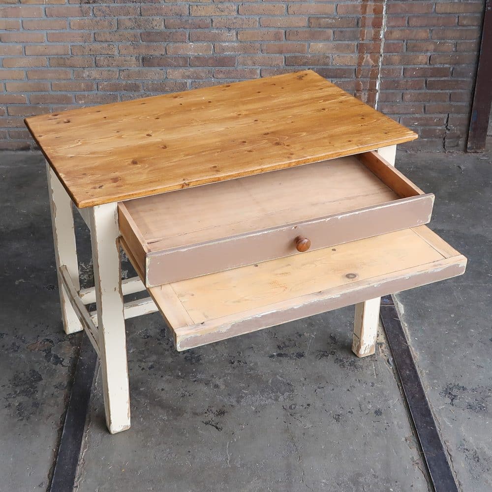 Brocante tafeltje met uitschuifbare plank - Afbeelding 2