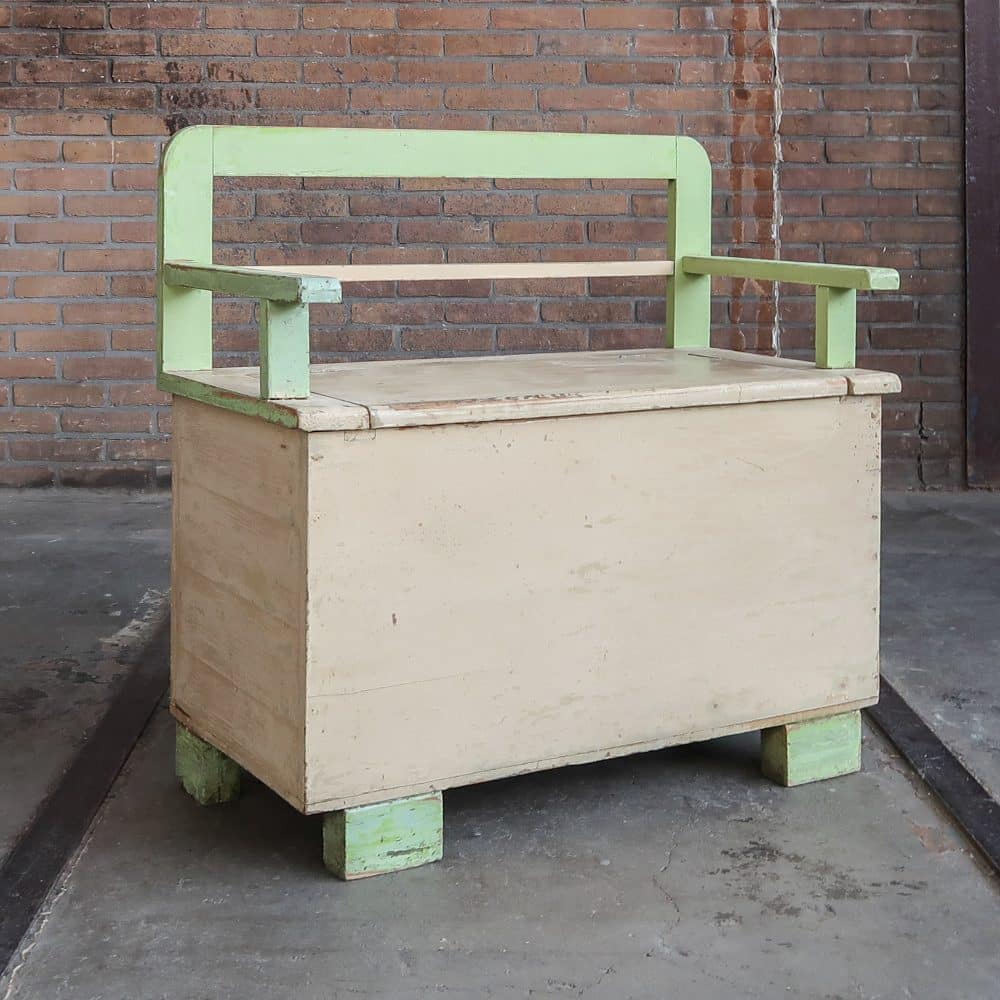 Brocante kinderbankje