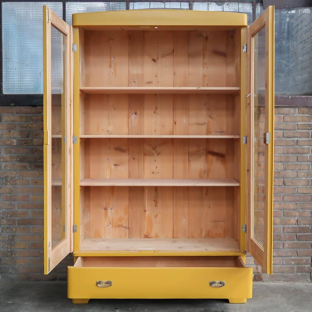 Brocante gele vitrinekast - Afbeelding 3