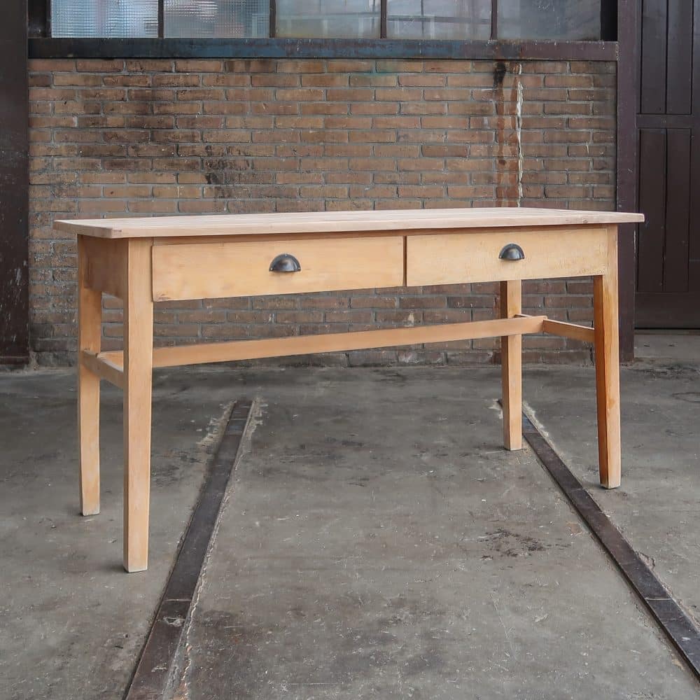 Houten bureau