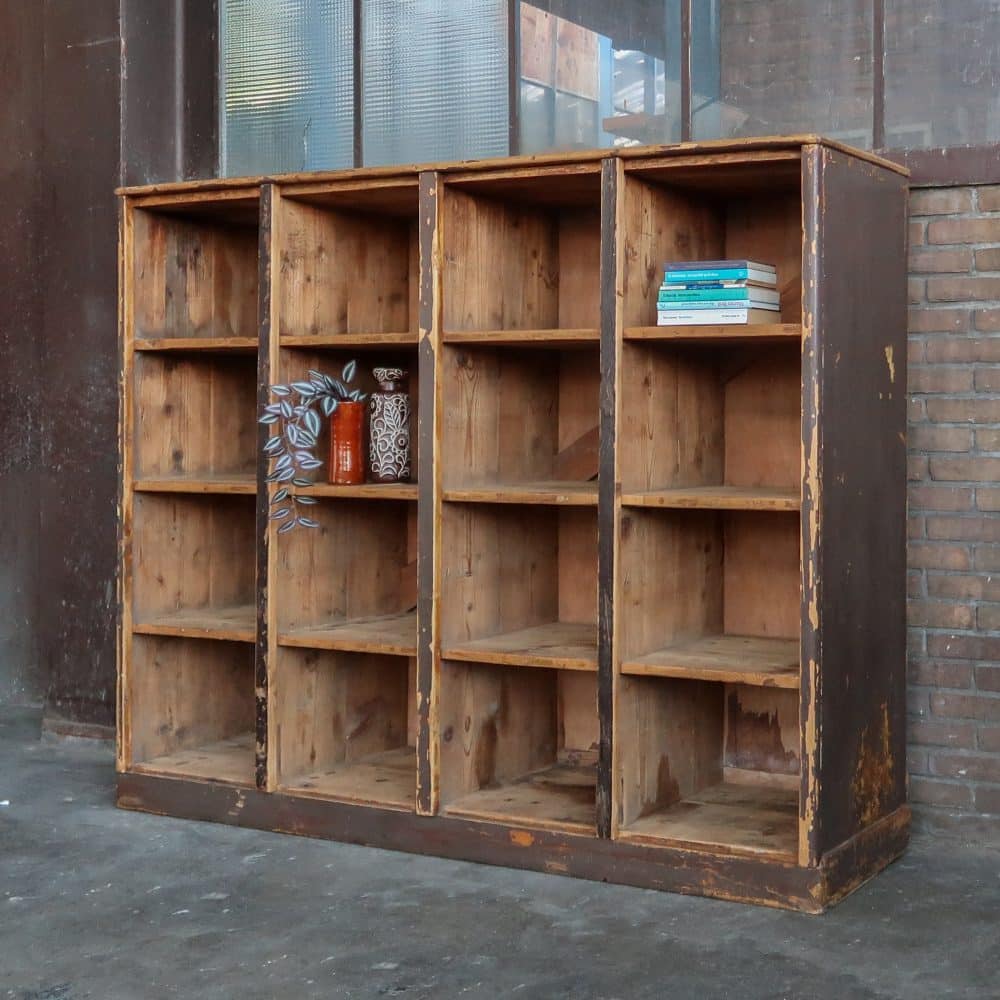 Brocante houten vakkenkast - Afbeelding 2