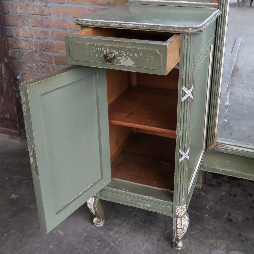 Brocante kaptafel met kandelaars - Afbeelding 5