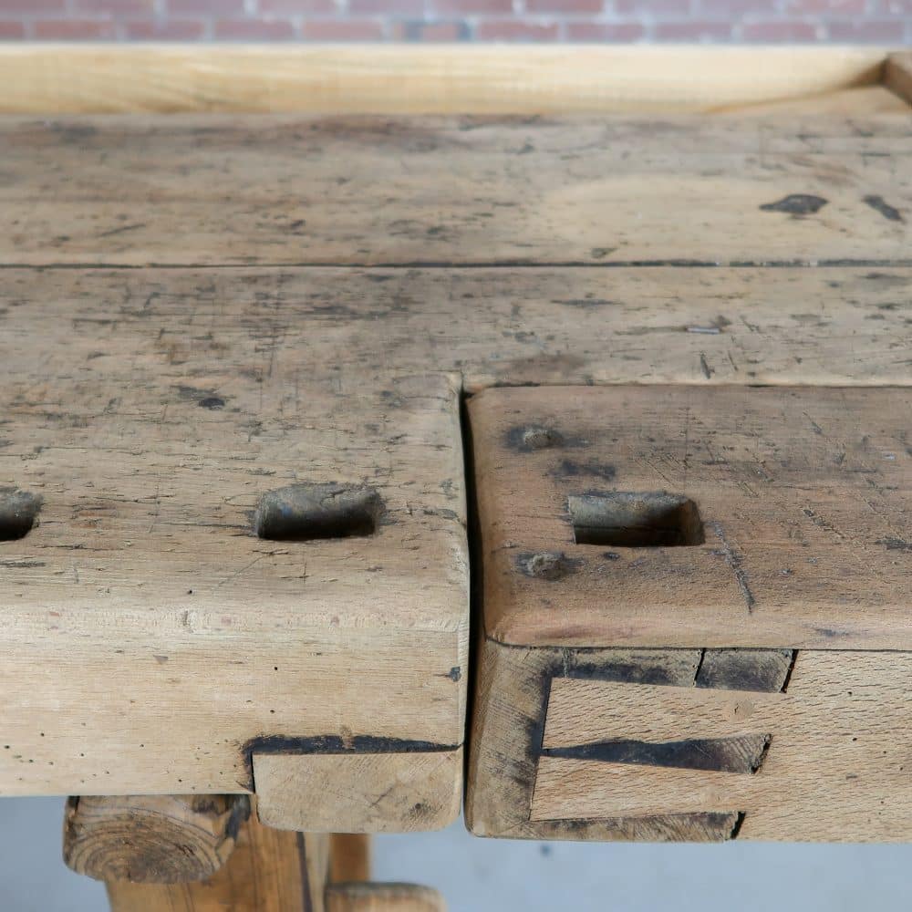 Vintage werkbank met bankschroef - Afbeelding 5