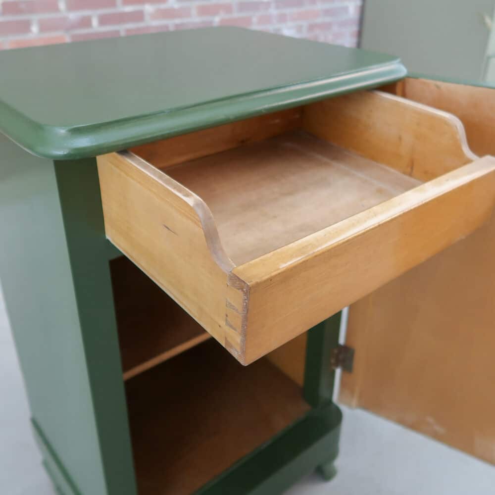 Groen brocante nachtkastje - Afbeelding 4