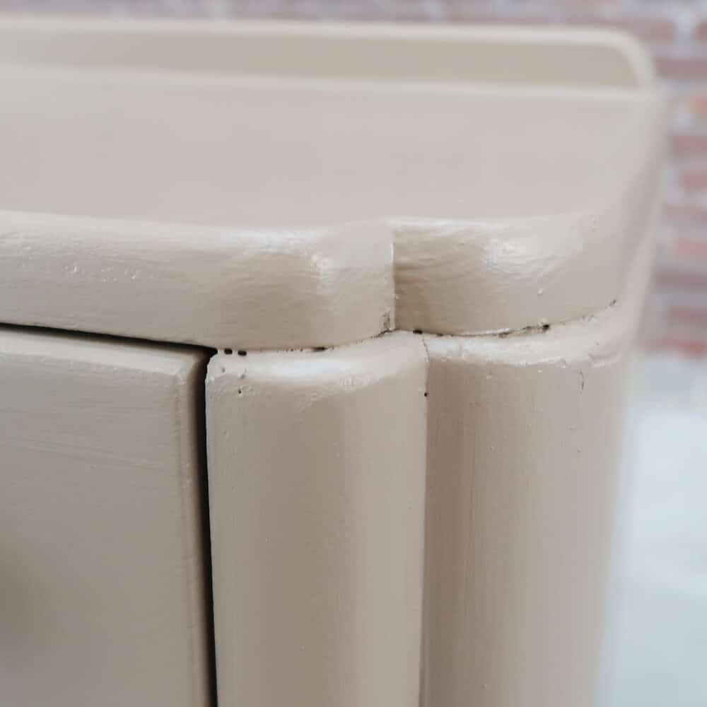 Taupe brocante nachtkastje - Afbeelding 6