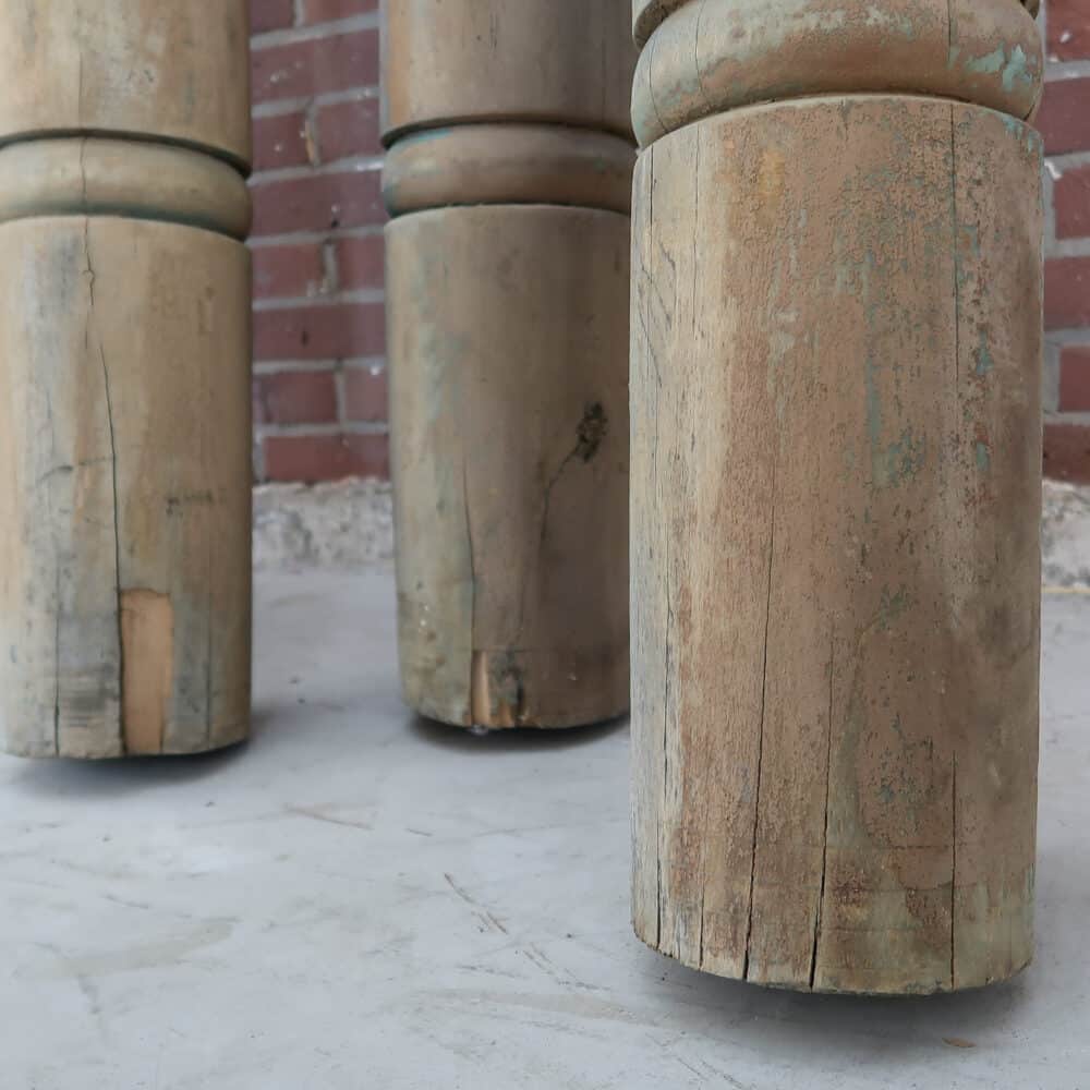 Hongaarse houten pilaren - Afbeelding 10