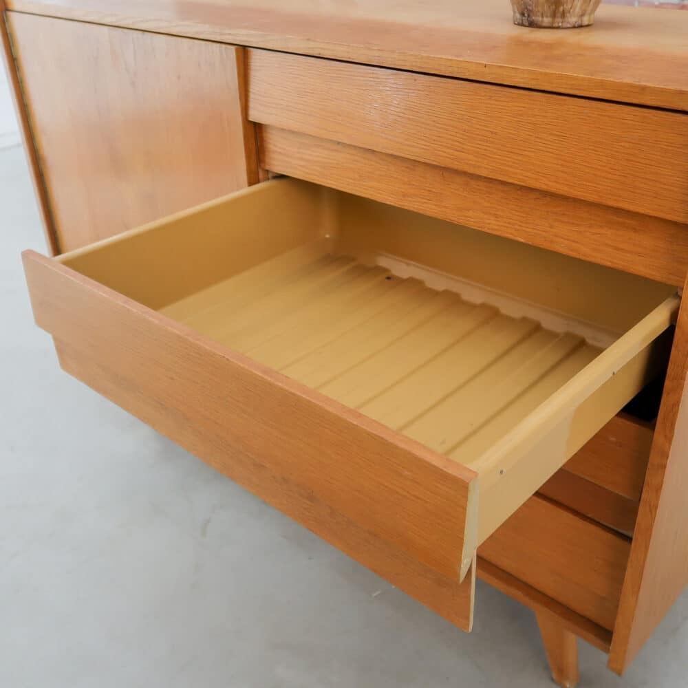 Vintage dressoir - Jiří Jiroutek – Bild 4