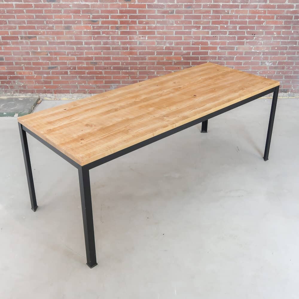 Tafel met metalen frame - Afbeelding 2
