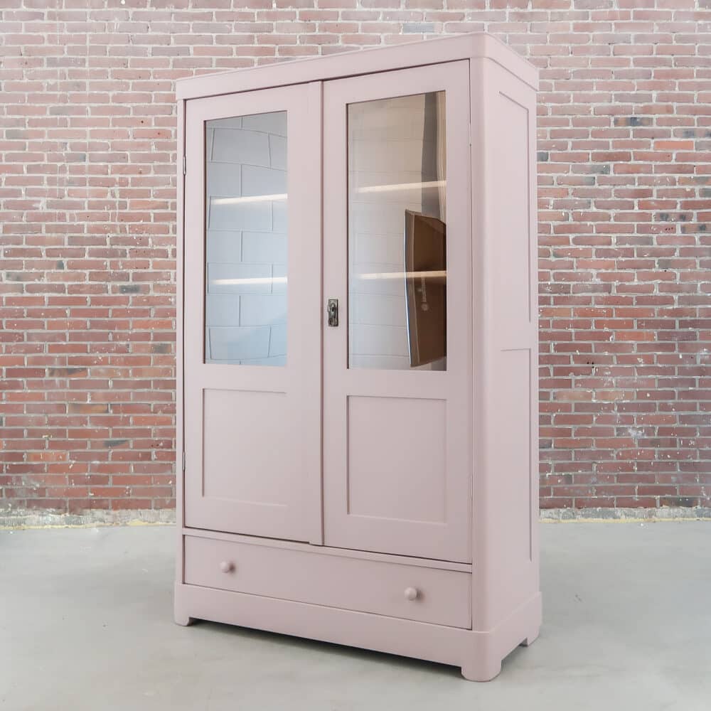 Zacht roze vitrinekast - Afbeelding 2