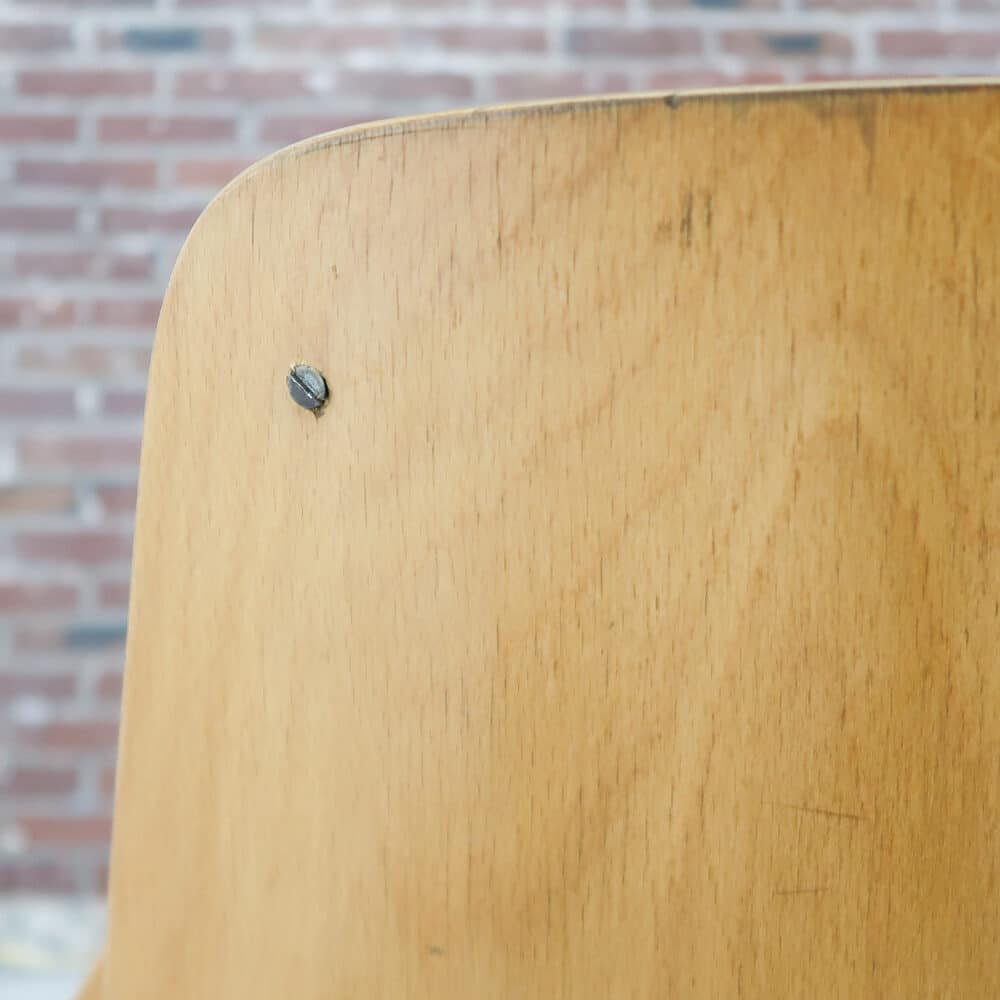 Vintage bioscoopstoelen - Afbeelding 9
