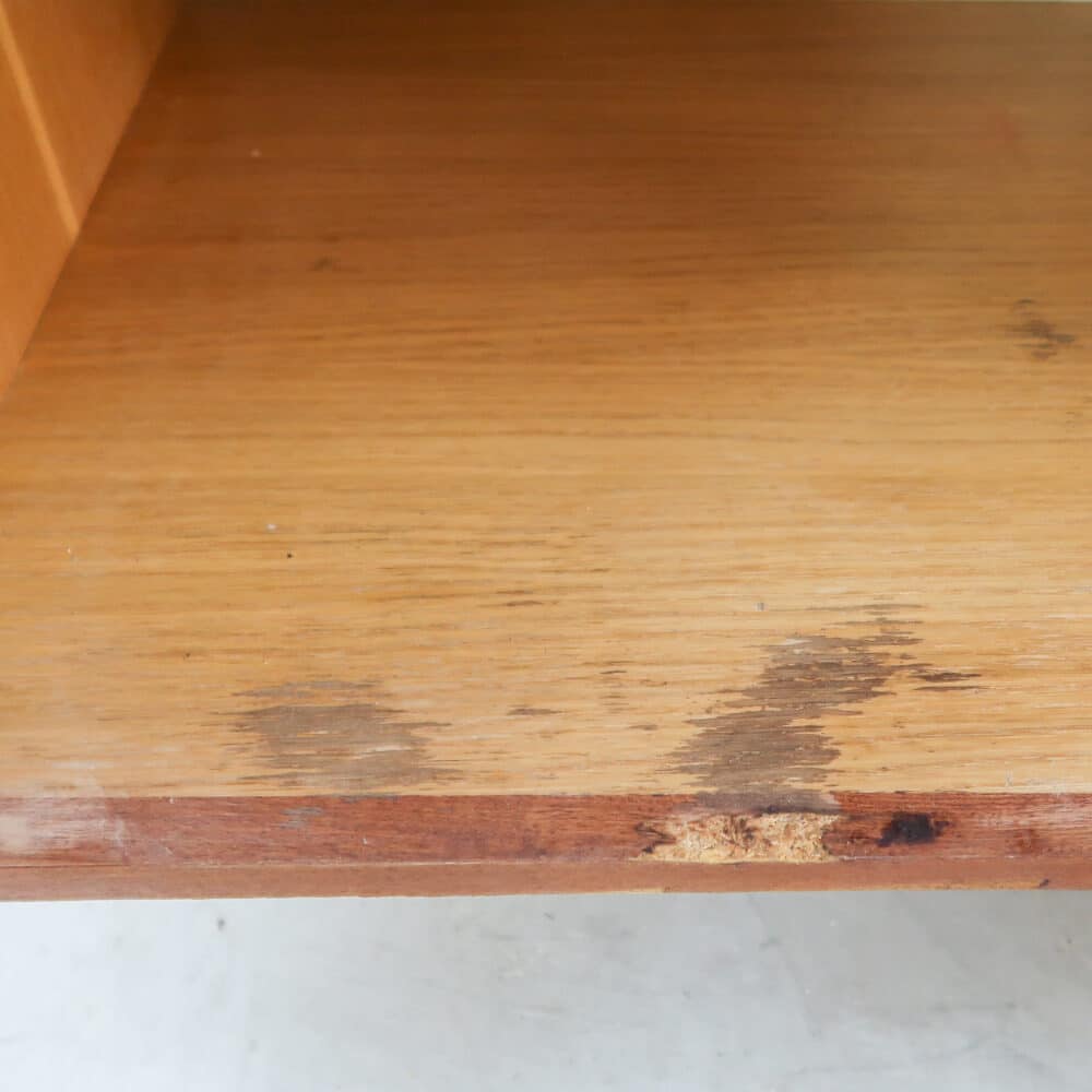 Vintage dressoir - Jiroutek - Afbeelding 4