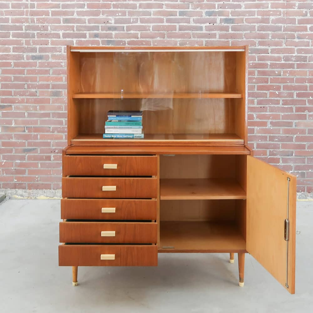 Vintage vitrinekast - Jiroutek – Bild 3