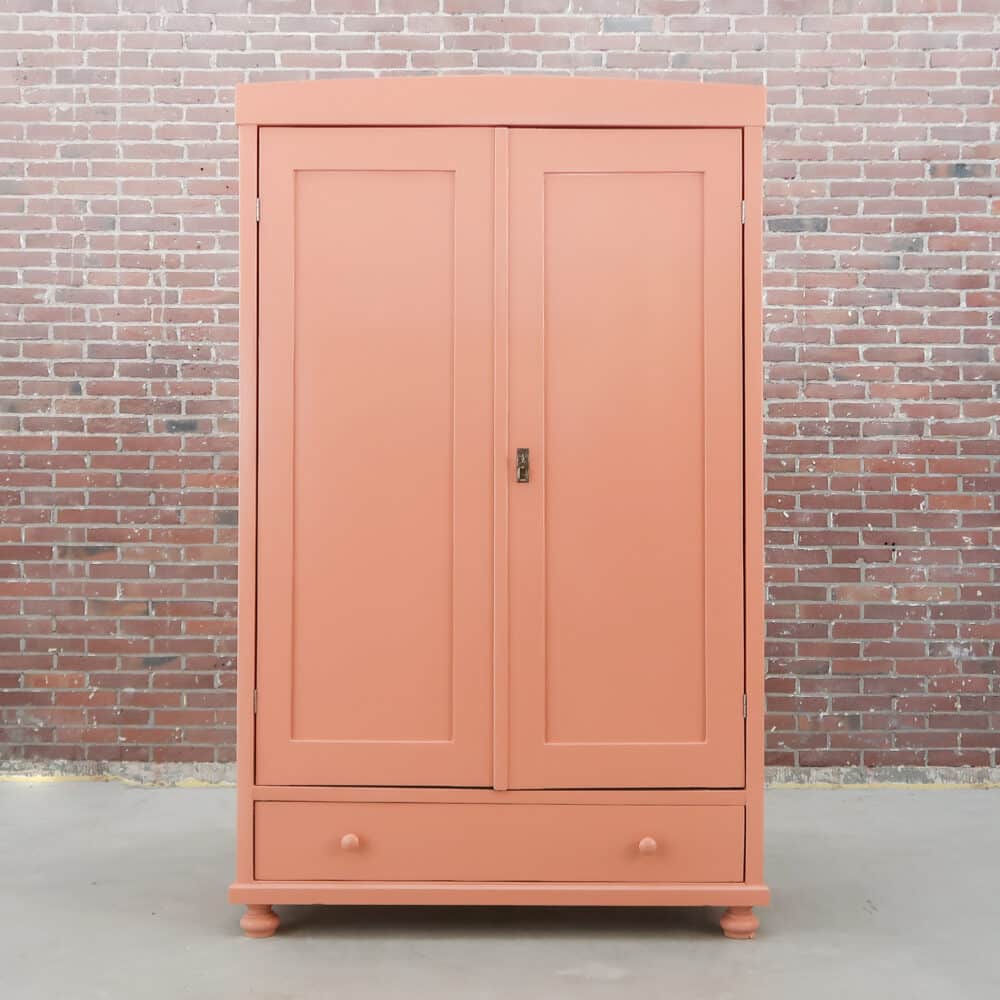Roze linnenkast