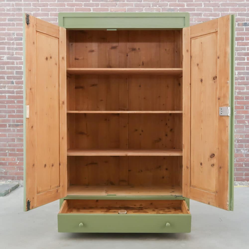 Brocante groene linnenkast - Afbeelding 2