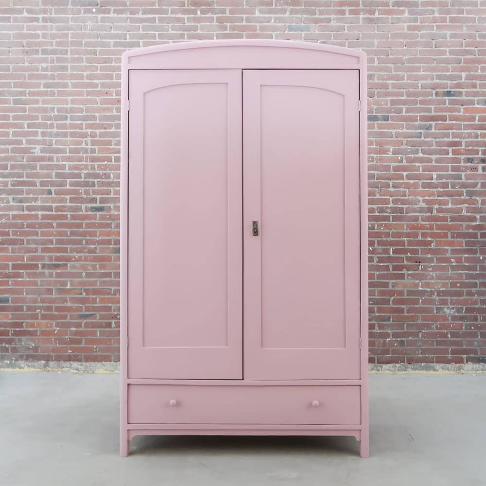 Roze linnenkast