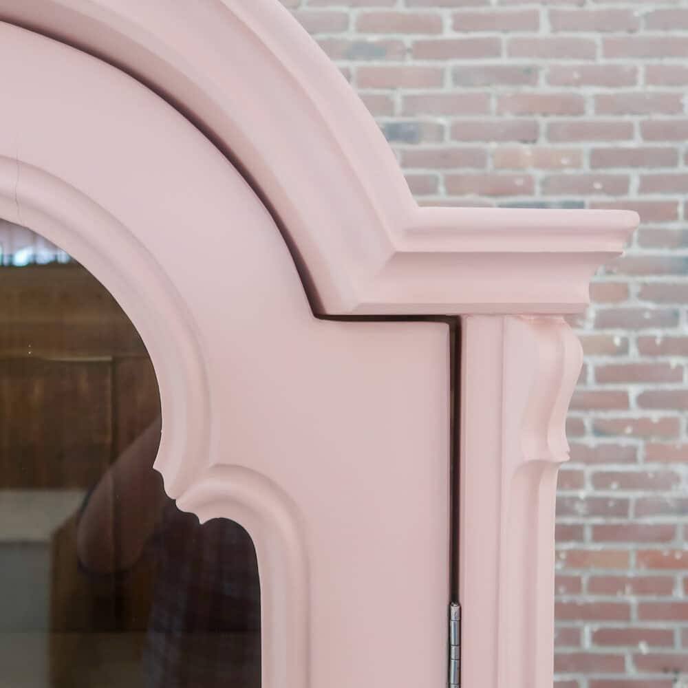 Zacht roze vitrinekast - Afbeelding 6