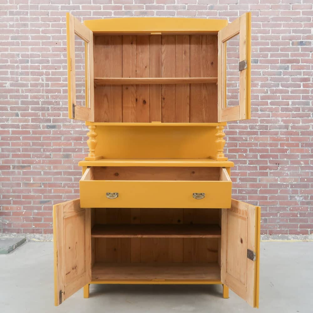 Brocante gele buffetkast - Afbeelding 2