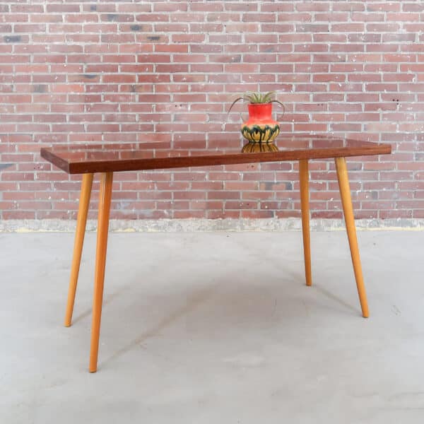 Vintage tafel - Jitona