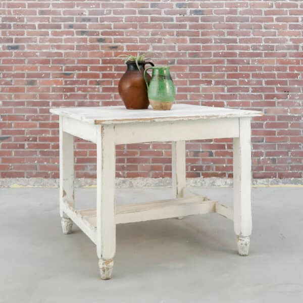 Landelijke vierkante tafel