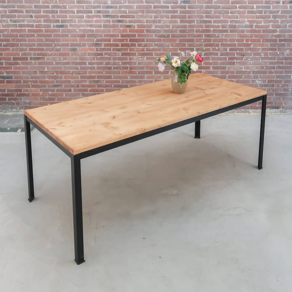 Tafel met metalen frame - Afbeelding 2