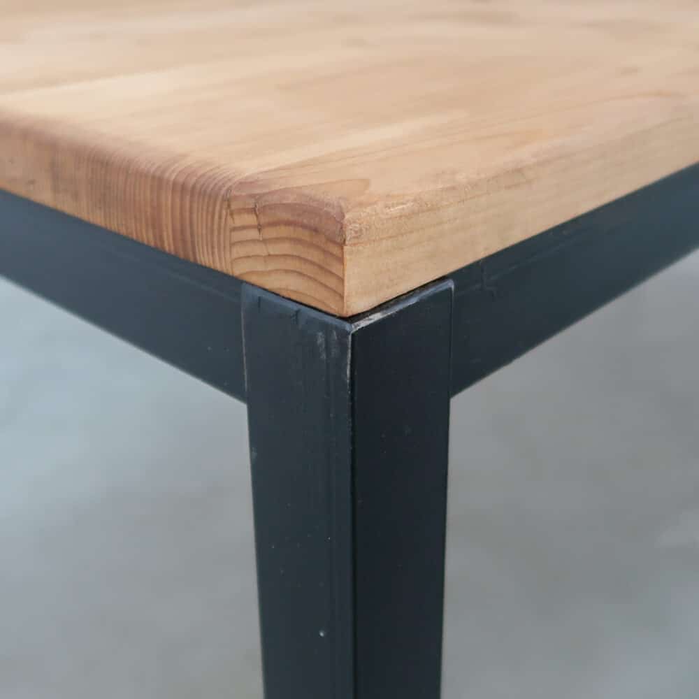 Tafel met metalen frame - Afbeelding 4